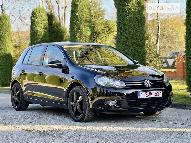 Хэтчбек Volkswagen Golf 2012 в Ивано-Франковске