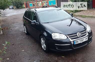 Универсал Volkswagen Golf 2008 в Чернигове