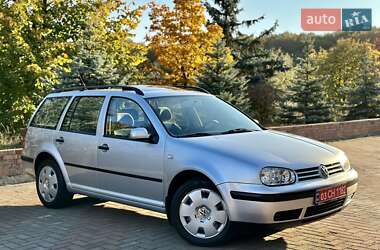 Универсал Volkswagen Golf 2001 в Виннице