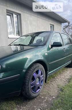 Хэтчбек Volkswagen Golf 2000 в Ивано-Франковске