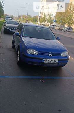 Хэтчбек Volkswagen Golf 2000 в Могилев-Подольске