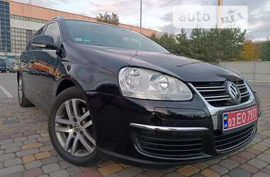 Універсал Volkswagen Golf 2008 в Луцьку