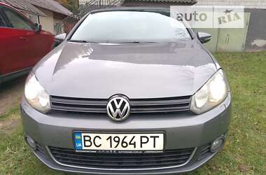 Хэтчбек Volkswagen Golf 2010 в Стрые