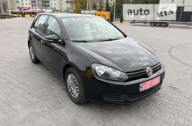 Хэтчбек Volkswagen Golf 2009 в Луцке