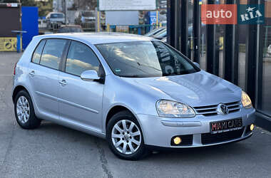 Хэтчбек Volkswagen Golf 2005 в Харькове