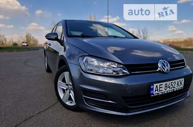 Хэтчбек Volkswagen Golf 2016 в Кривом Роге