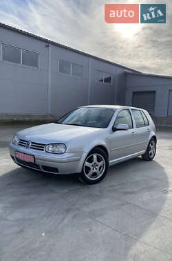 Хэтчбек Volkswagen Golf 2003 в Тернополе