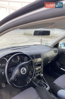 Хэтчбек Volkswagen Golf 2003 в Тернополе