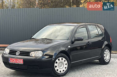 Хэтчбек Volkswagen Golf 2003 в Львове