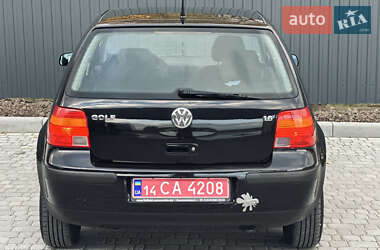 Хэтчбек Volkswagen Golf 2003 в Львове