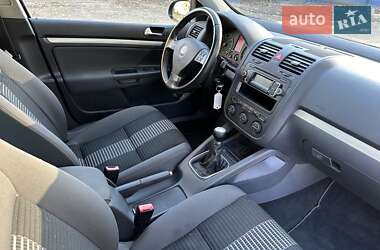 Хэтчбек Volkswagen Golf 2008 в Лебедине