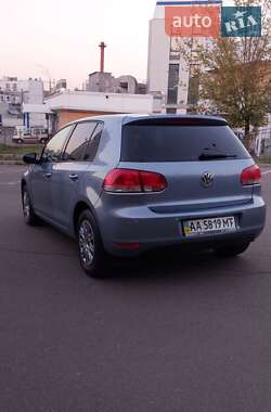 Хетчбек Volkswagen Golf 2009 в Києві