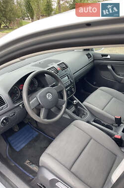 Хетчбек Volkswagen Golf 2005 в Вінниці