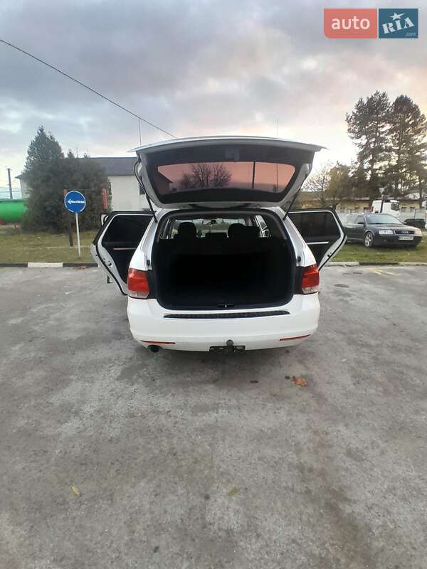 Универсал Volkswagen Golf 2011 в Тысменице