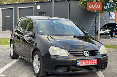 Хэтчбек Volkswagen Golf 2006 в Луцке