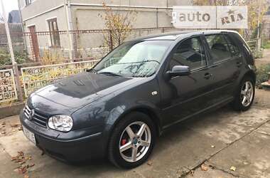 Хетчбек Volkswagen Golf 2002 в Івано-Франківську