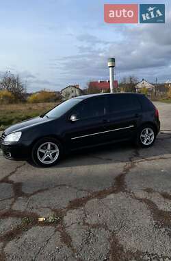 Хетчбек Volkswagen Golf 2007 в Рівному