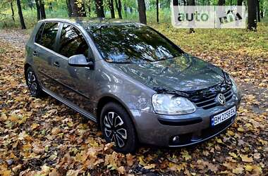 Хетчбек Volkswagen Golf 2009 в Ромнах