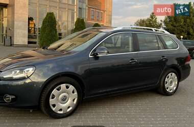 Універсал Volkswagen Golf 2010 в Хмельницькому