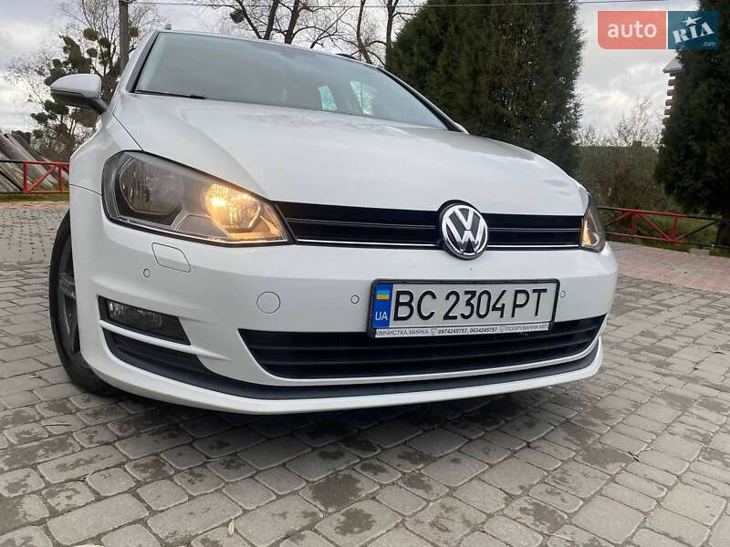 Универсал Volkswagen Golf 2014 в Львове