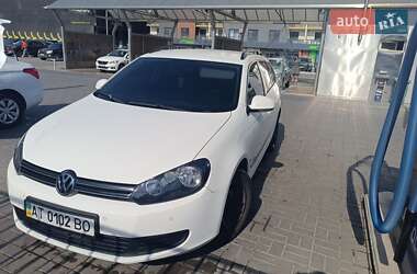 Універсал Volkswagen Golf 2010 в Івано-Франківську