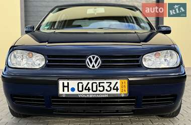 Хэтчбек Volkswagen Golf 2001 в Стрые