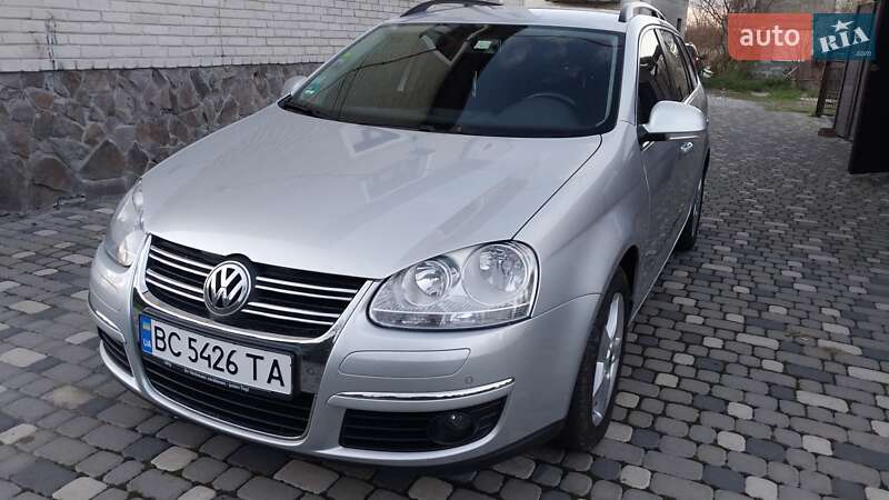 Универсал Volkswagen Golf 2009 в Ходорове