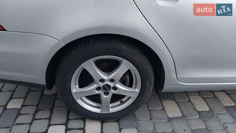 Универсал Volkswagen Golf 2009 в Ходорове