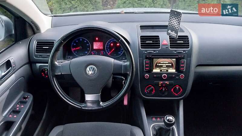 Универсал Volkswagen Golf 2009 в Ходорове