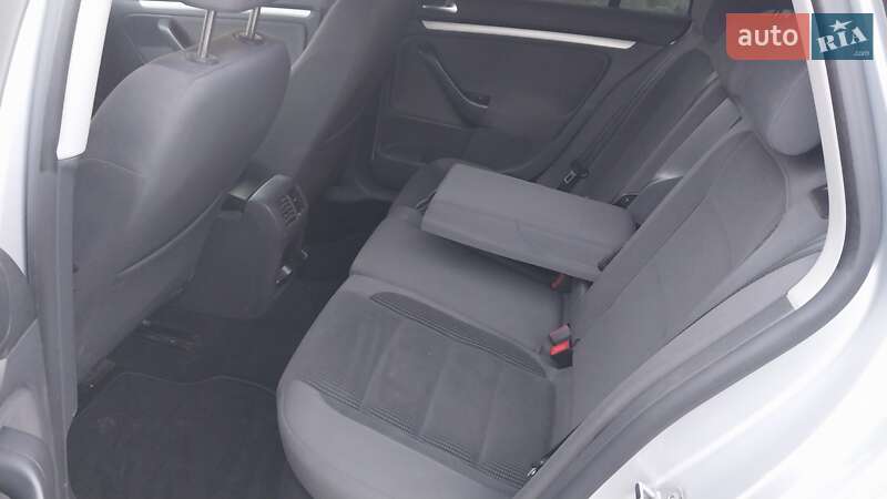 Универсал Volkswagen Golf 2009 в Ходорове