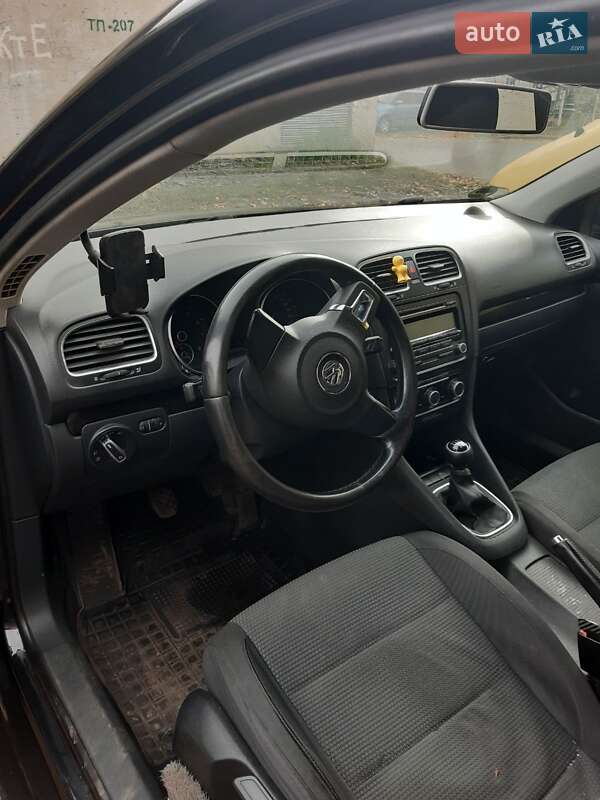 Універсал Volkswagen Golf 2009 в Ужгороді