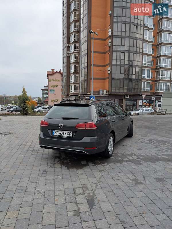 Універсал Volkswagen Golf 2017 в Львові