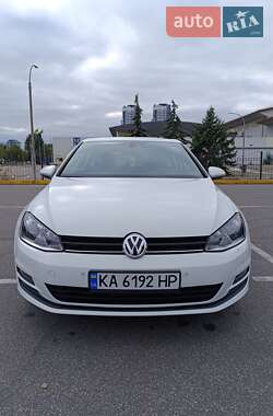 Хетчбек Volkswagen Golf 2013 в Києві