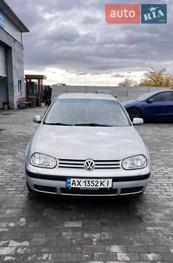 Хэтчбек Volkswagen Golf 1999 в Новой Водолаге