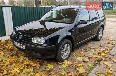 Универсал Volkswagen Golf 2001 в Березному