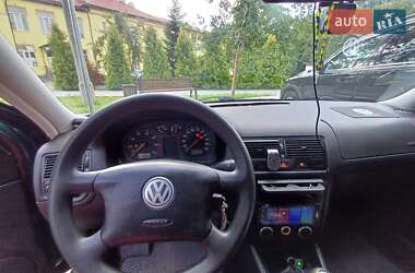 Хетчбек Volkswagen Golf 1998 в Делятині