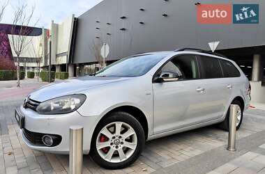 Универсал Volkswagen Golf 2012 в Киеве