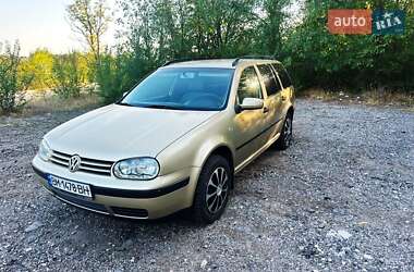 Універсал Volkswagen Golf 2002 в Запоріжжі