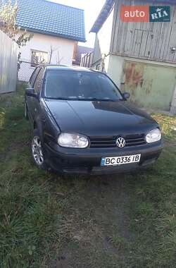 Хэтчбек Volkswagen Golf 1999 в Львове