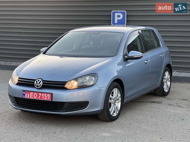 Хэтчбек Volkswagen Golf 2011 в Радивилове