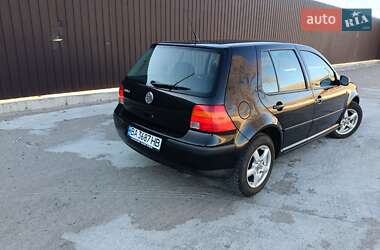 Хетчбек Volkswagen Golf 1999 в Помічній