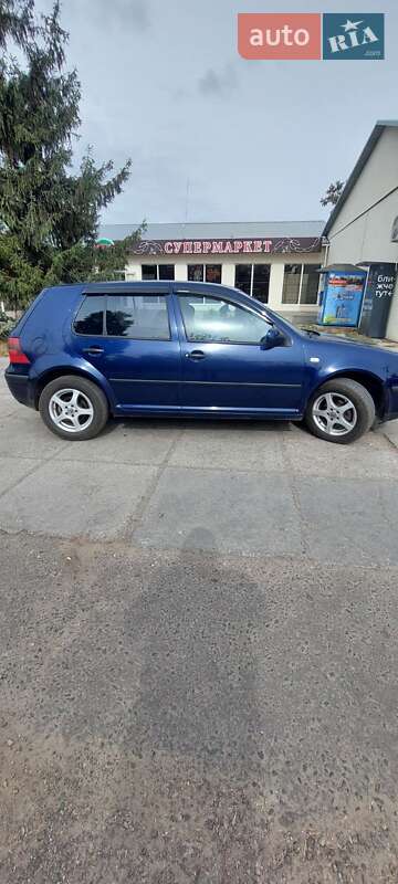 Хетчбек Volkswagen Golf 2000 в Одесі
