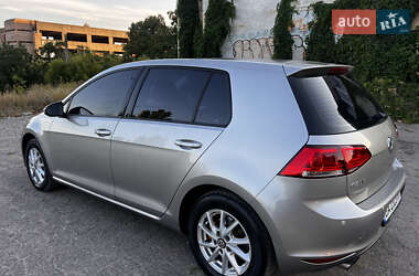 Хетчбек Volkswagen Golf 2013 в Кропивницькому