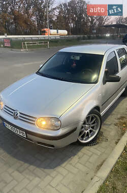 Хэтчбек Volkswagen Golf 2003 в Белой Церкви