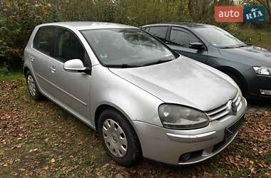 Хэтчбек Volkswagen Golf 2006 в Луцке