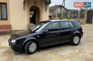 Хэтчбек Volkswagen Golf 2003 в Теребовле