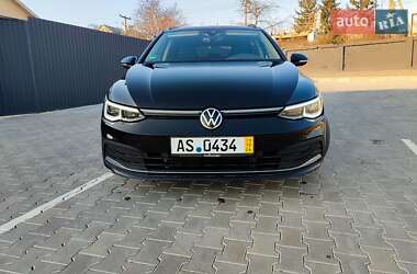 Универсал Volkswagen Golf 2021 в Черновцах