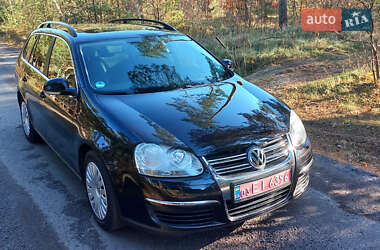 Універсал Volkswagen Golf 2007 в Рівному