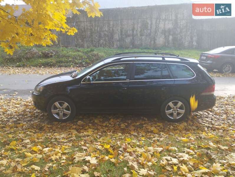 Универсал Volkswagen Golf 2011 в Каменец-Подольском