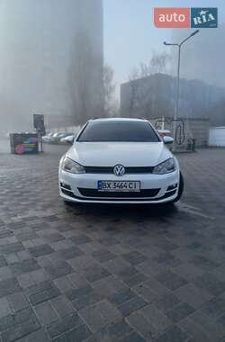 Универсал Volkswagen Golf 2014 в 